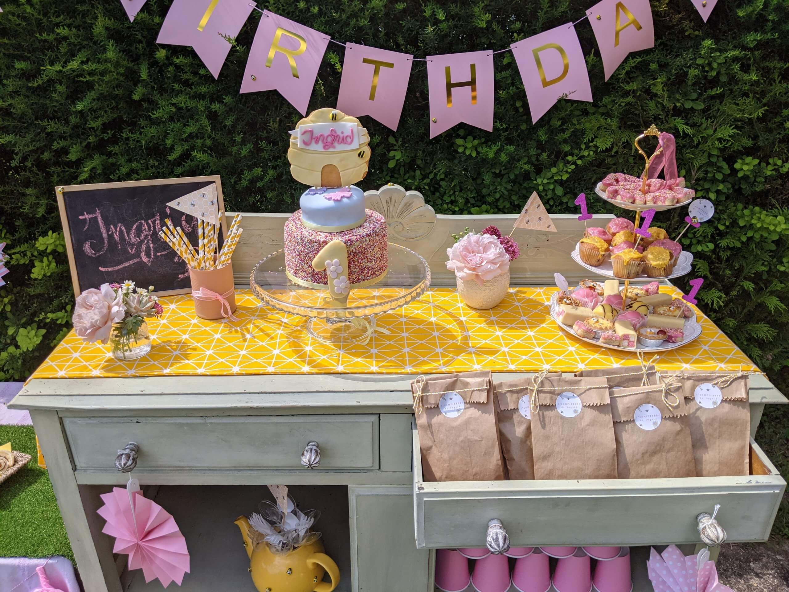 private party uk italy bee bumblebee 1st birthday
